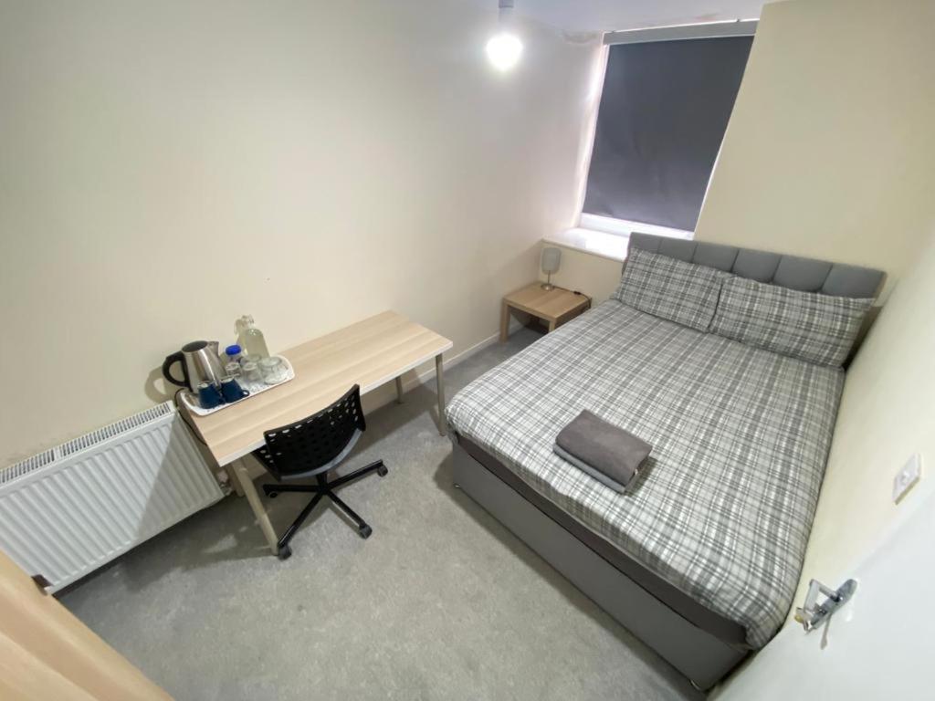 Rangers Guesthouse กลาสโกว์ ภายนอก รูปภาพ